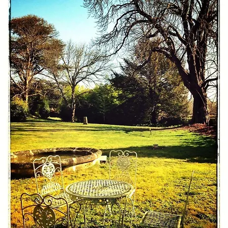 Chateau Du Port Huble Chaniers