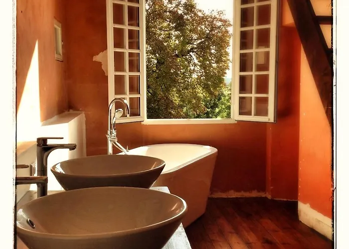 Chateau Du Port Huble ヴィラ