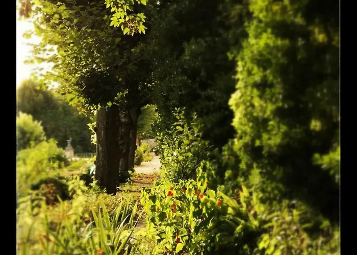 Chateau Du Port Huble