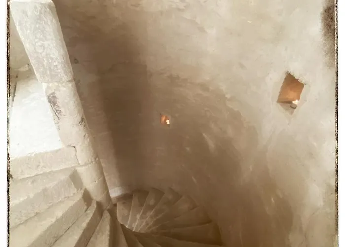 Chateau Du Port Huble Chaniers